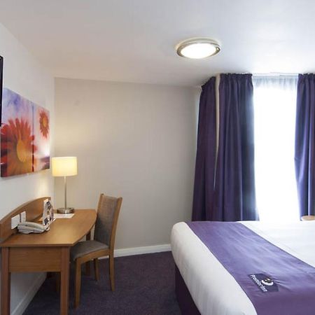 Premier Inn Newport/Telford Ньюпорт Экстерьер фото