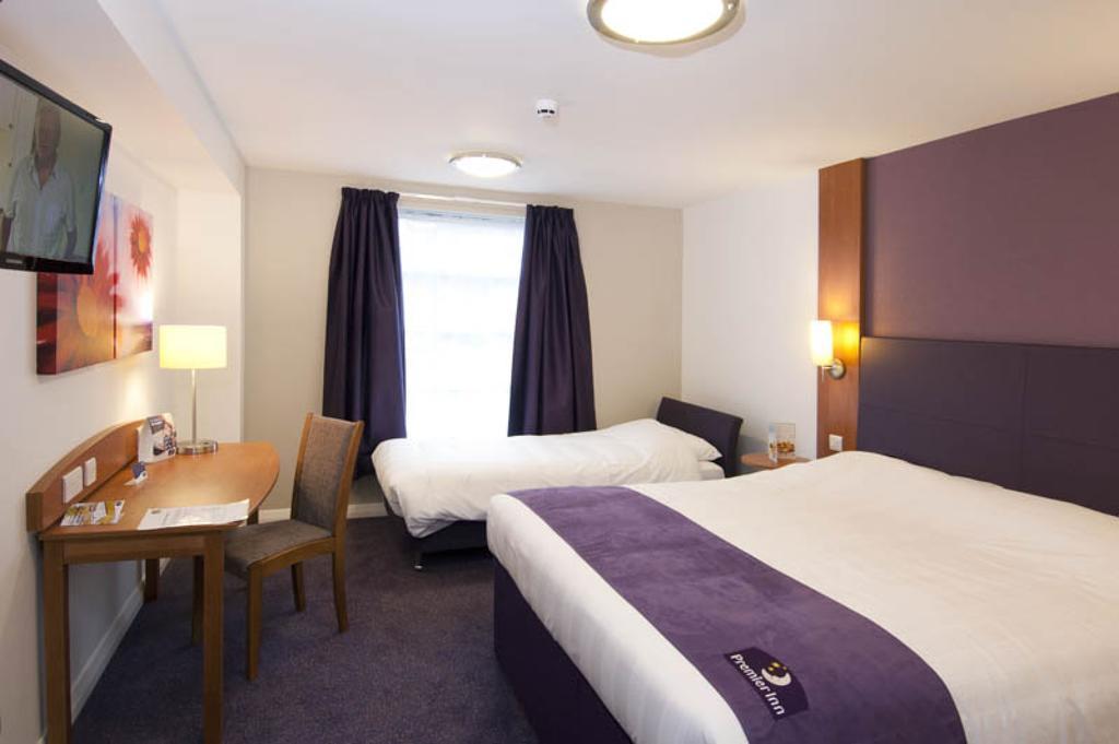 Premier Inn Newport/Telford Ньюпорт Экстерьер фото